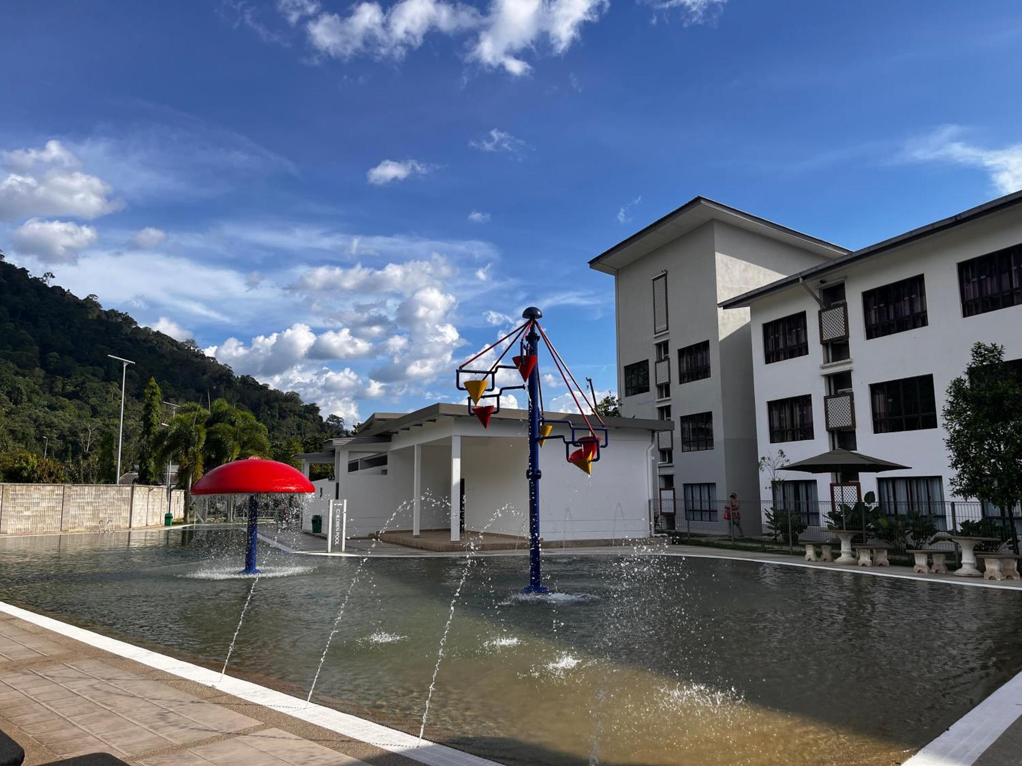 Готель Erya By Suria Hot Spring Бентонг Екстер'єр фото